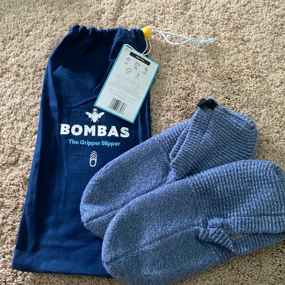 Bombas Shoes Womens Blue Bomba Gripper Slippers Size Medium New